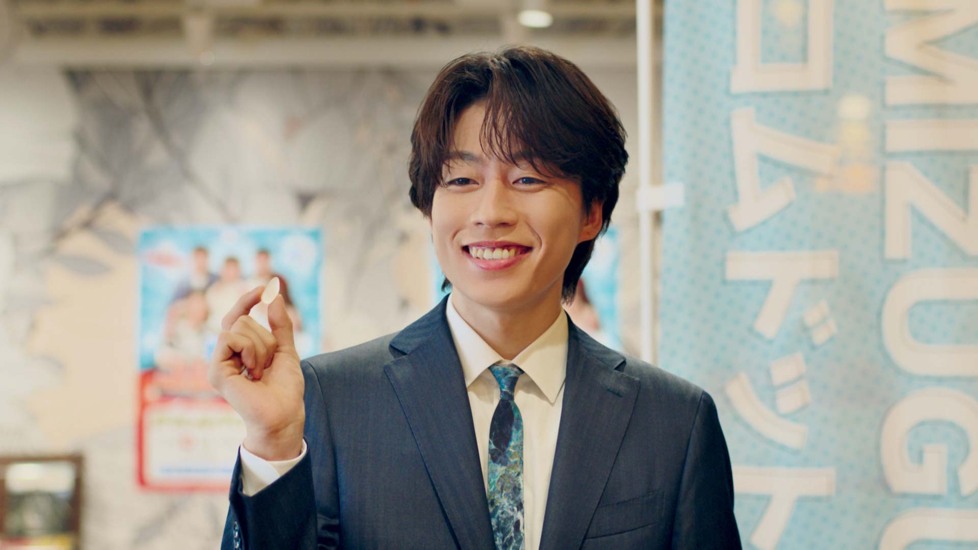 UHA味覚糖 水グミ「コムドットメンバー会議」篇｜WORKS｜P.I.C.S.