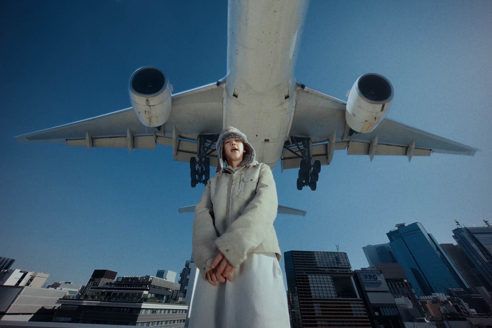 SALU「Airplane Mode feat. AKLO」